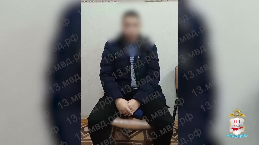 В Ардатовском районе полицейские задержали двух студентов, похитивших из техникума учебный макет автомата Калашникова